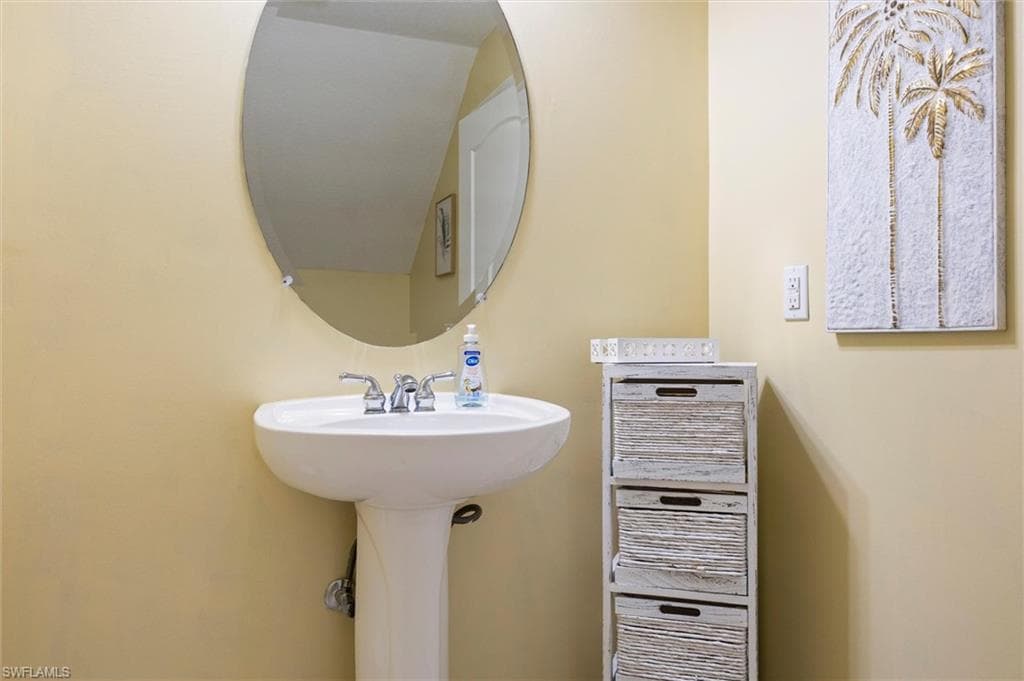 3210 Cottonwood BEND 803-28