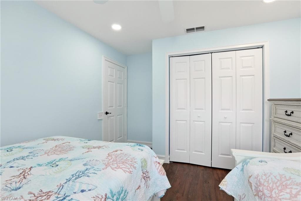 817 Carrick Bend CIR 201-21