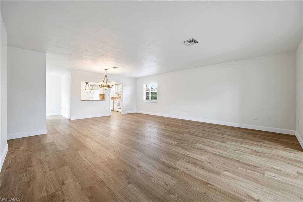 1460 Tredegar DR-9