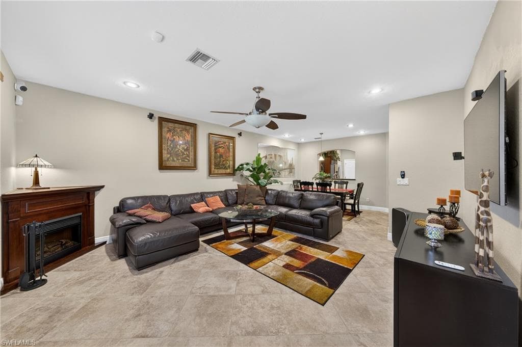 17560 Brickstone LOOP-2