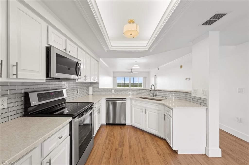 13105 Vanderbilt DR 502-8