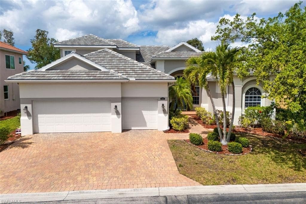 16018 Thorn Wood DR-1