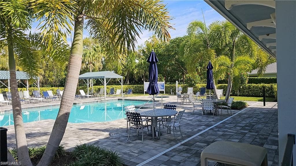 2305 Ariane DR-36