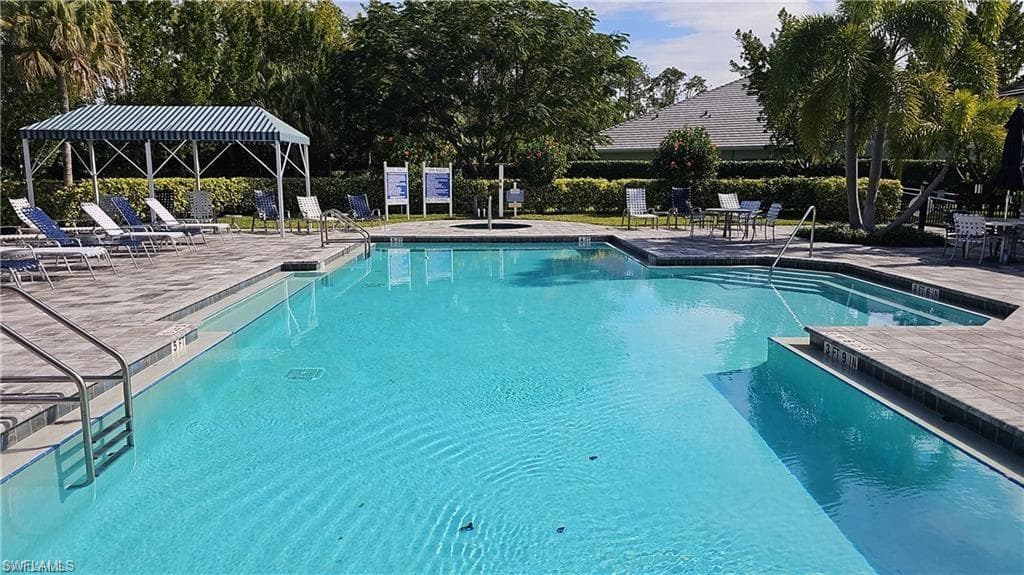 2305 Ariane DR-38