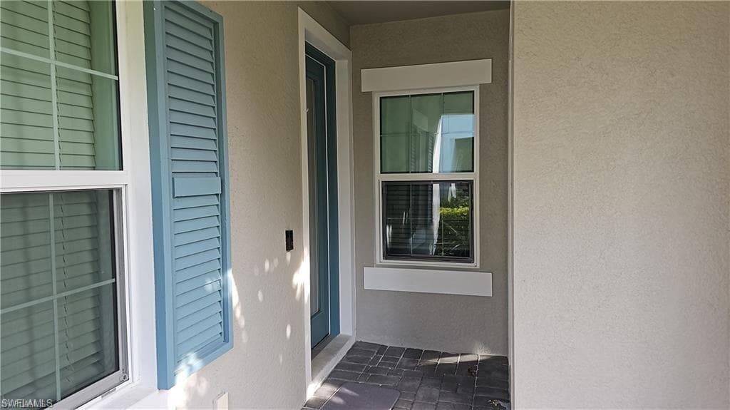 2305 Ariane DR-4