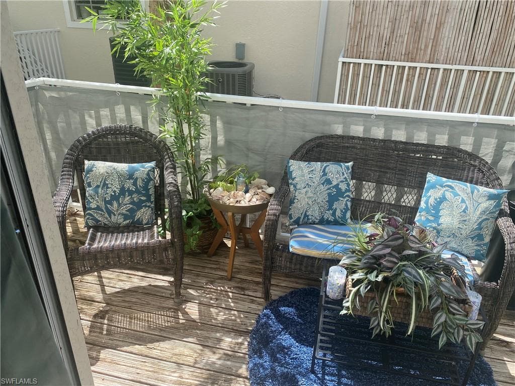 3304 Lisa LN 102-33