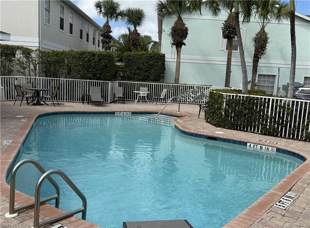 3304 Lisa LN 102-39
