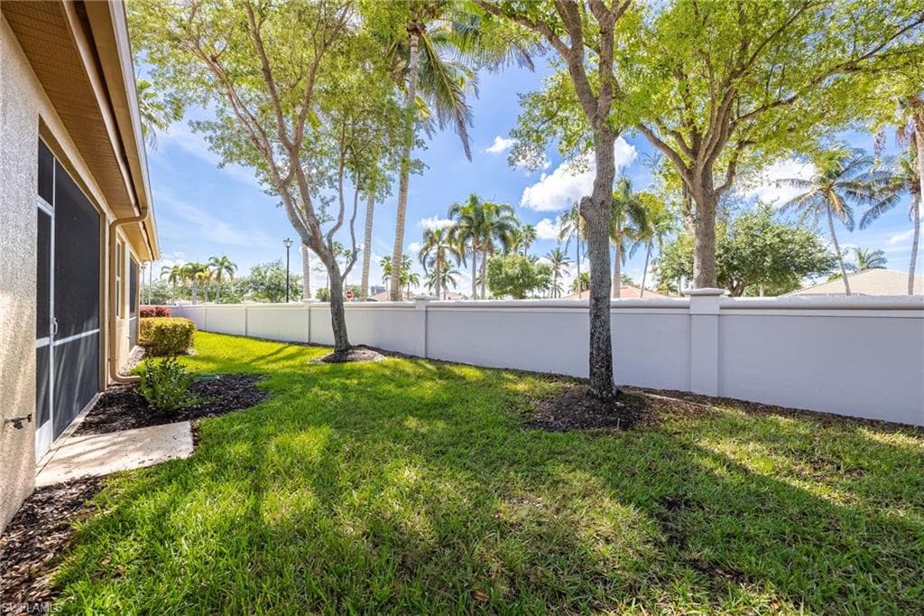 7900 Lake Sawgrass LOOP 4612-27