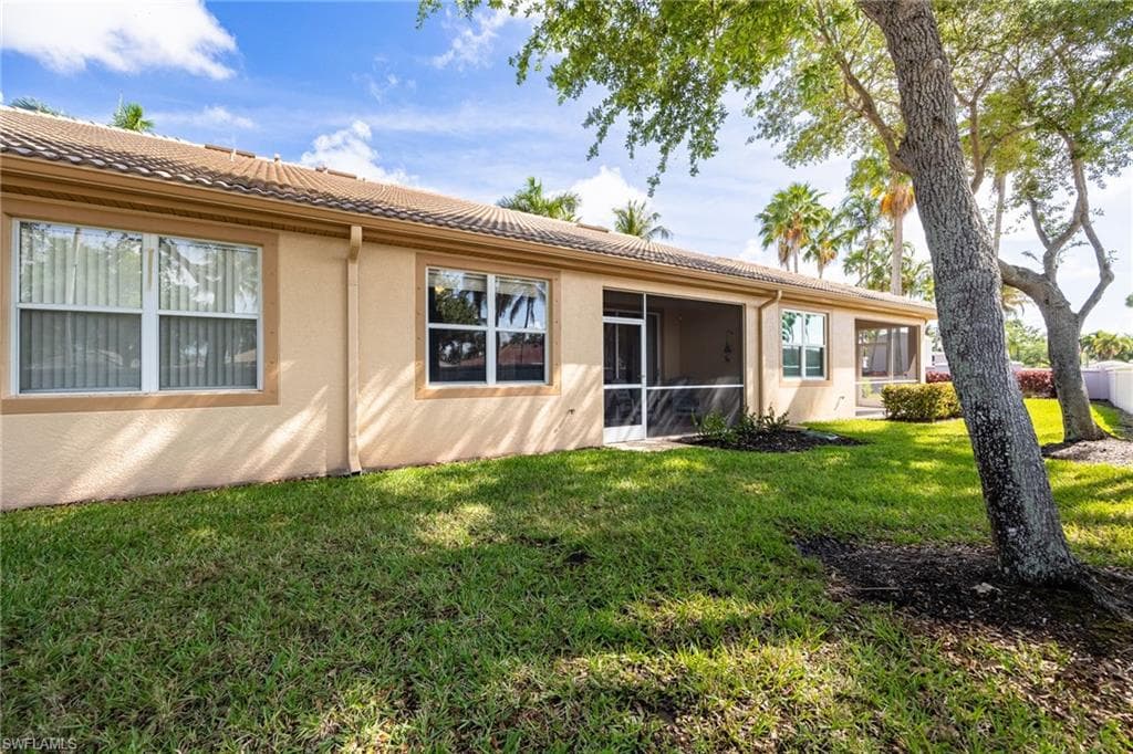 7900 Lake Sawgrass LOOP 4612-28