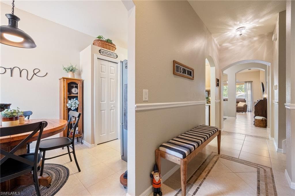 7900 Lake Sawgrass LOOP 4612-5