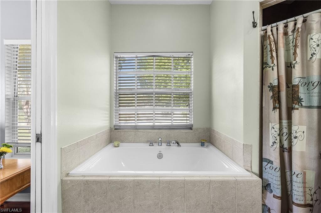 8930 Penzance BLVD-25