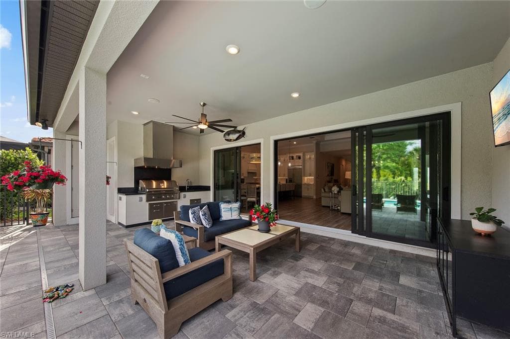 9607 Everglades DR-36