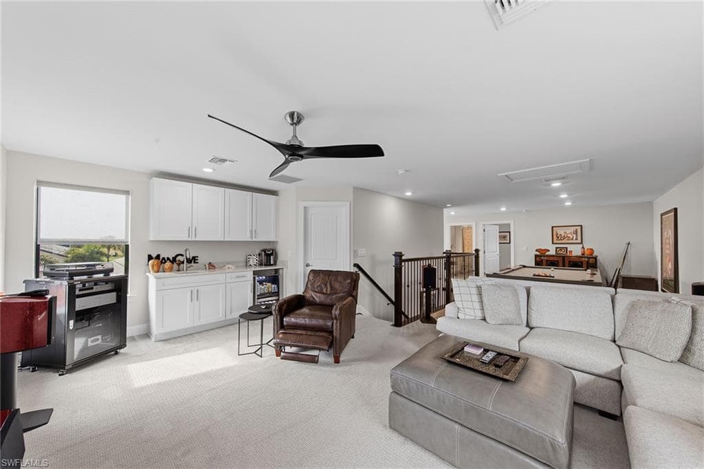 9607 Everglades DR-28