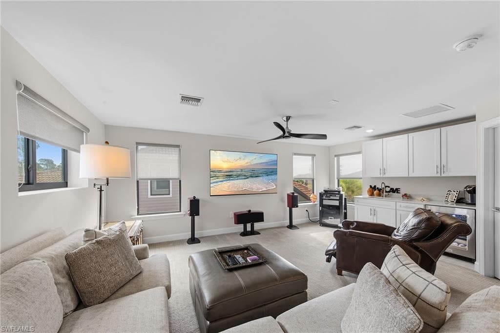 9607 Everglades DR-29