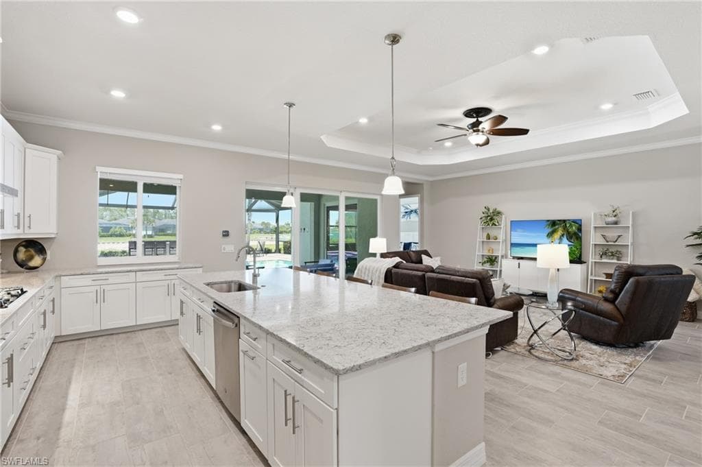 15248 Blue Bay CIR-13