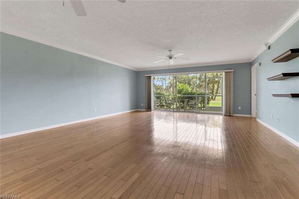 4556 Andover WAY E106-15
