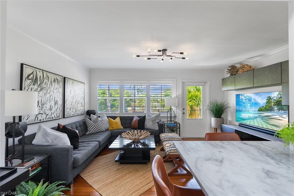 221 8th AVE S 221B-3