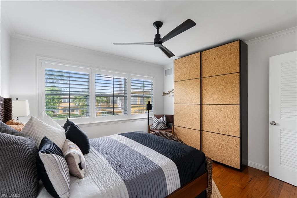 221 8th AVE S 221B-9
