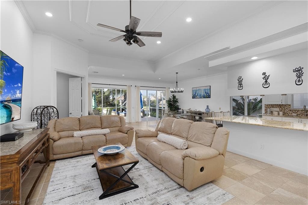 7983 Valentina CT-11