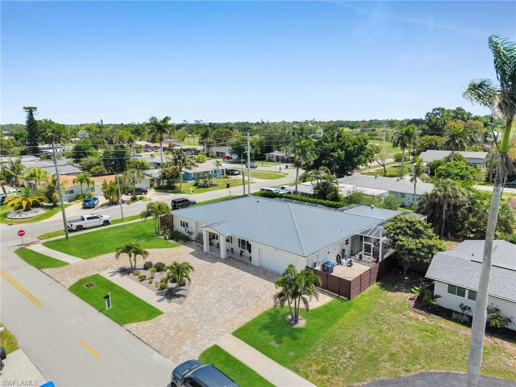 1574 Ricardo AVE-6