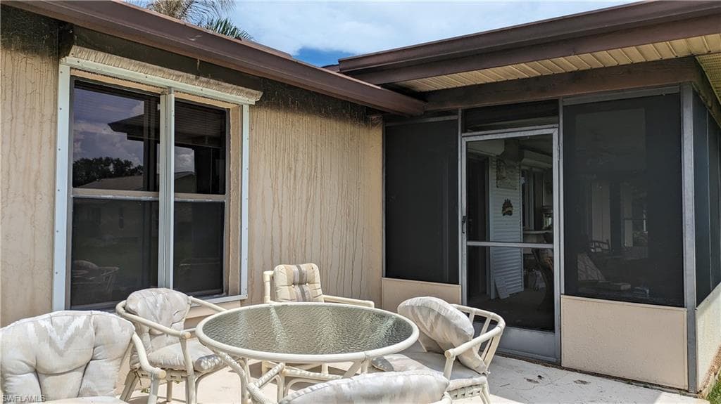 104 Fleur De Lis LN-10