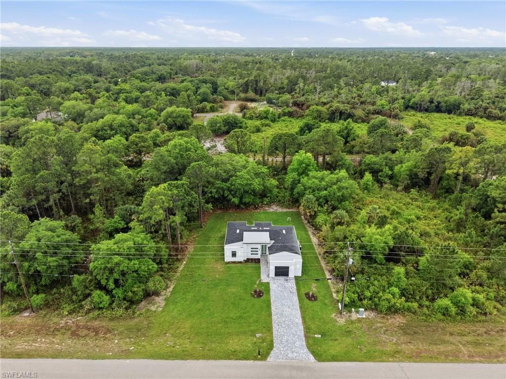 669 Windermere DR-36