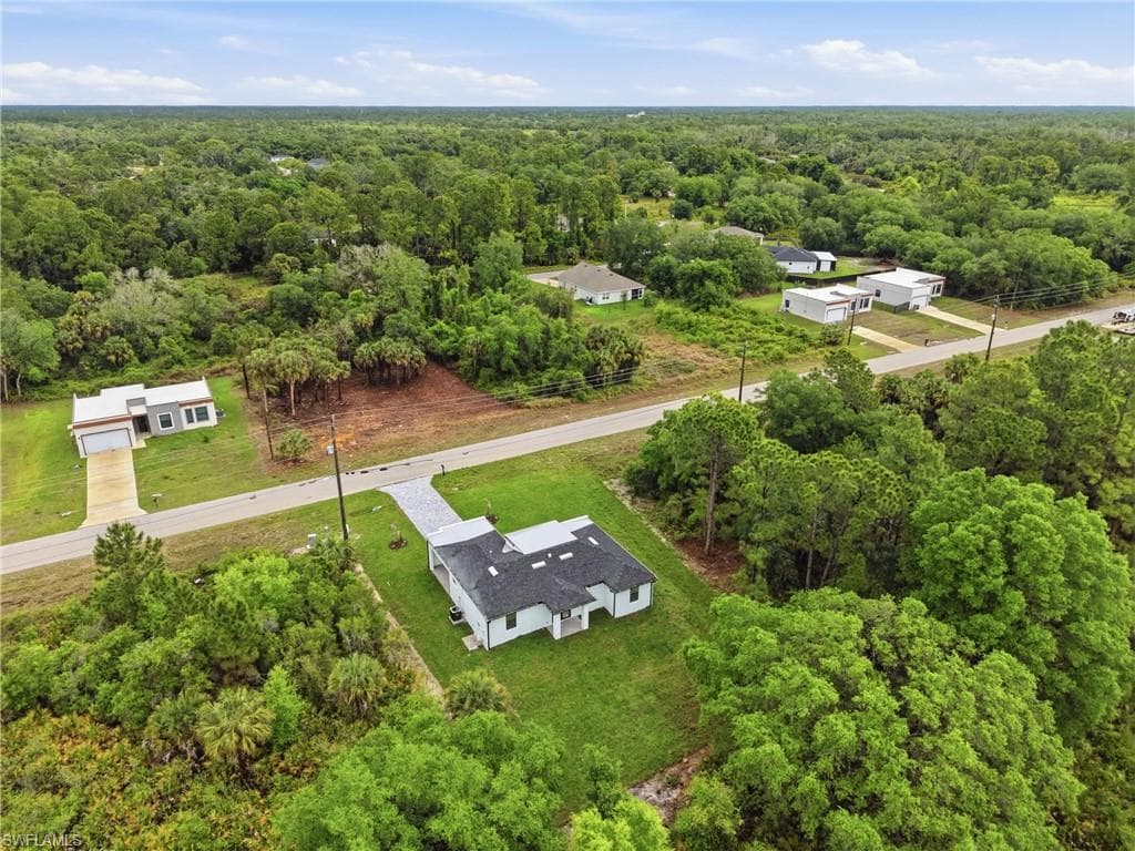 669 Windermere DR-34