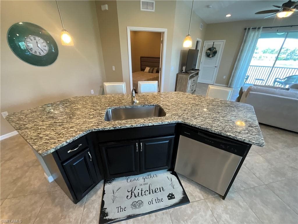 18238 Creekside Preserve LOOP 202-7
