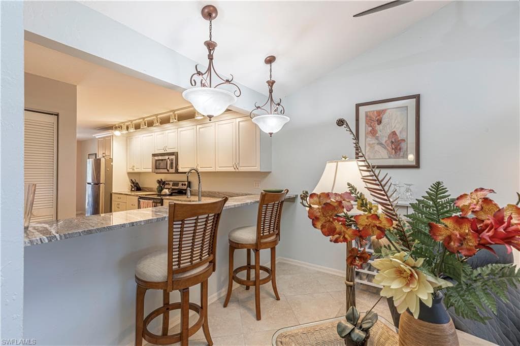 4410 Chantelle DR H-205-9