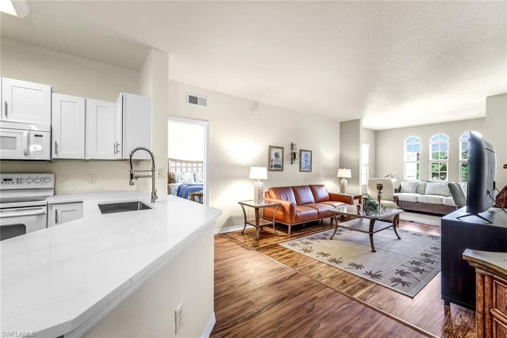 15630 Ocean Walk CIR 210-1