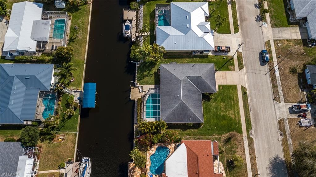 4632 Gulf AVE-42