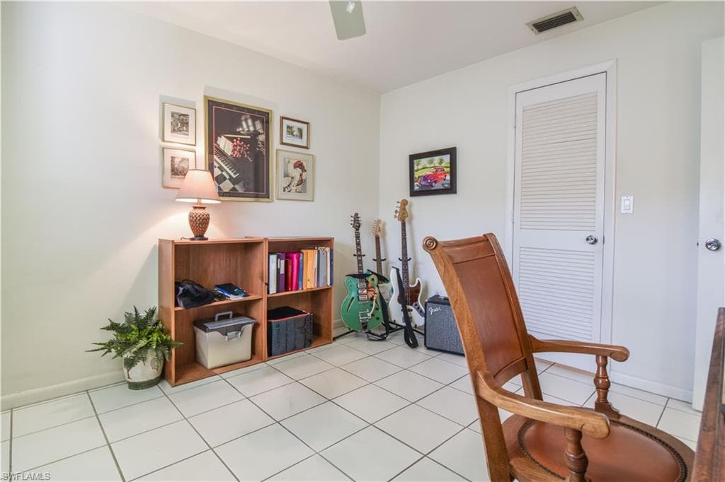 4632 Gulf AVE-34