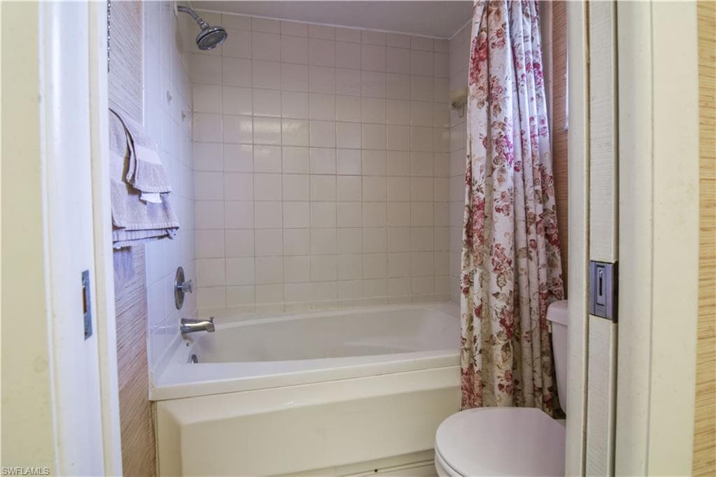 4632 Gulf AVE-18