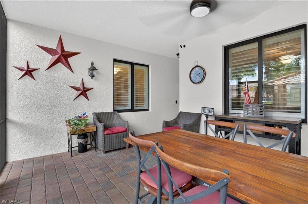 9513 Avellino WAY 2014-32