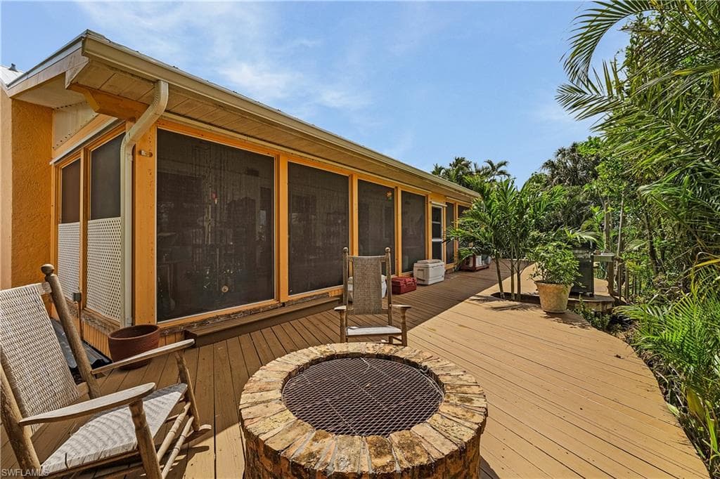 16353 Buccaneer ST-27