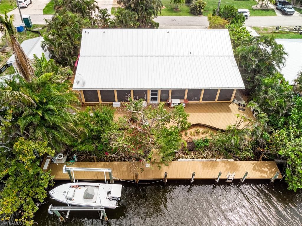 16353 Buccaneer ST-3