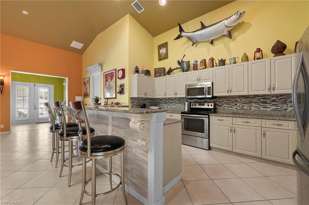 27161 Flamingo DR-18
