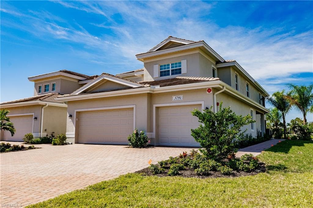 3791 Pebblebrook Ridge CT 102-1