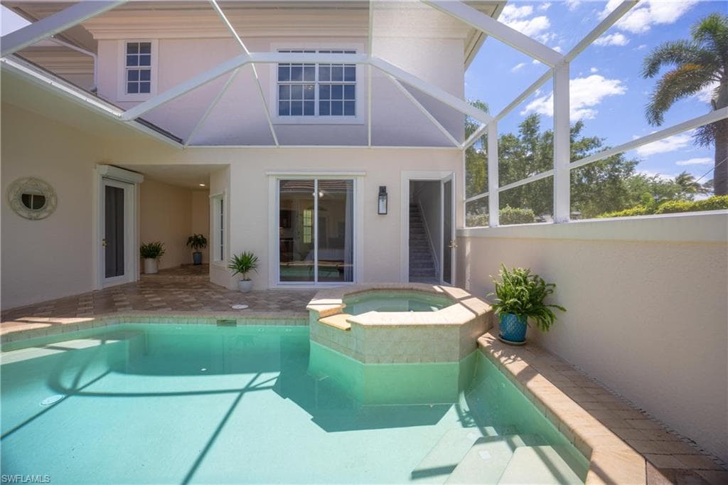 2844 Coco Lakes DR-31