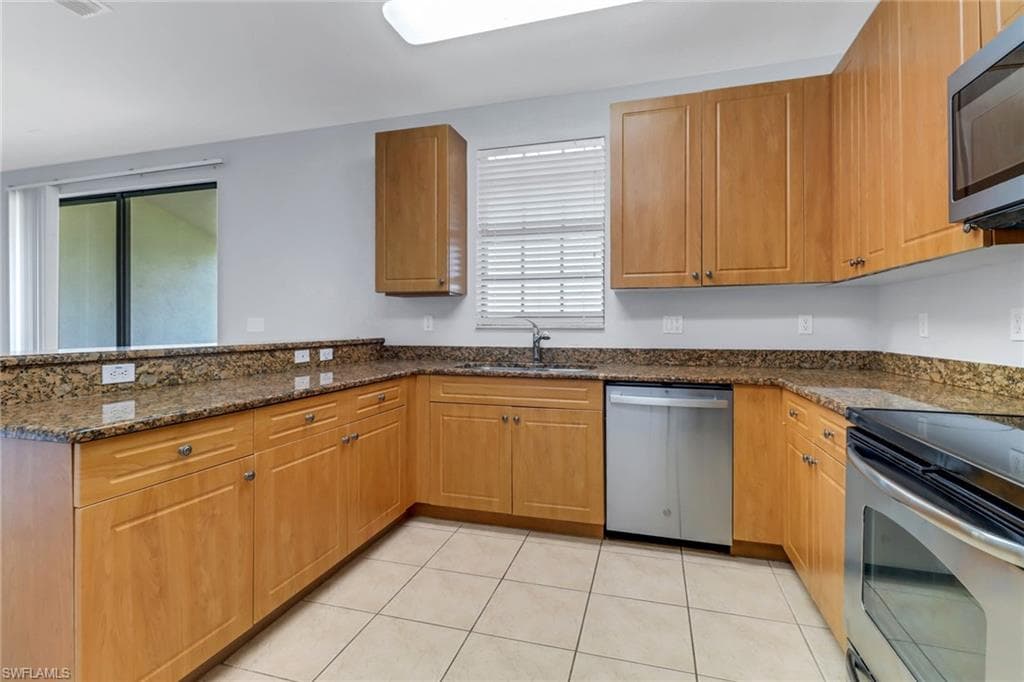 15243 Summit Place CIR 247-9