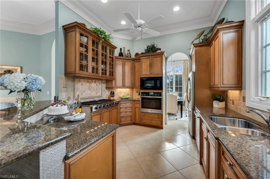 2595 Twinflower LN-17
