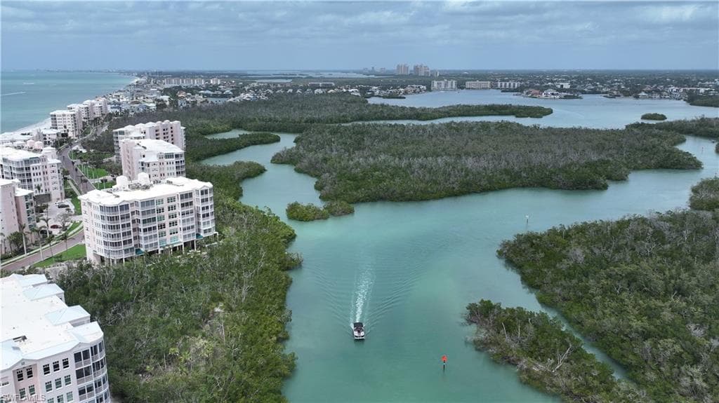 260 Barefoot Beach BLVD 304-22