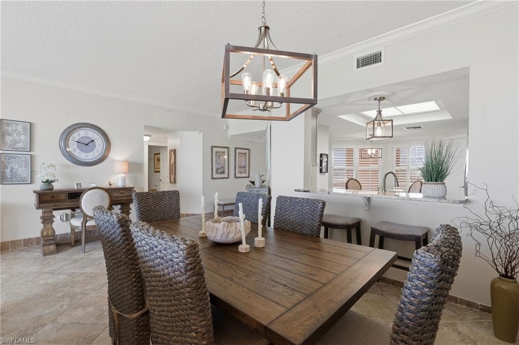 260 Barefoot Beach BLVD 304-7