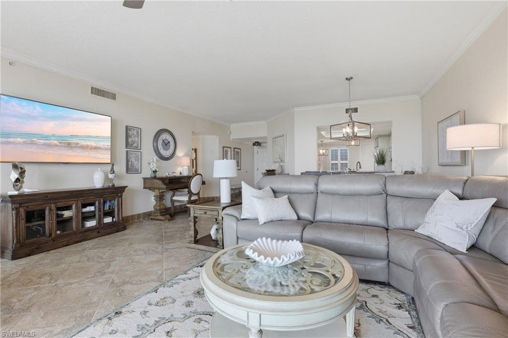 260 Barefoot Beach BLVD 304-8