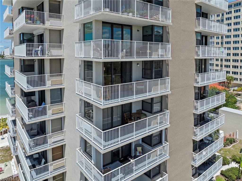 8701 Estero BLVD 507-17