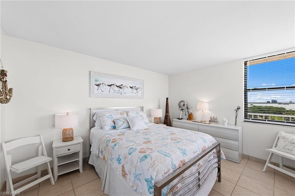 8701 Estero BLVD 507-19