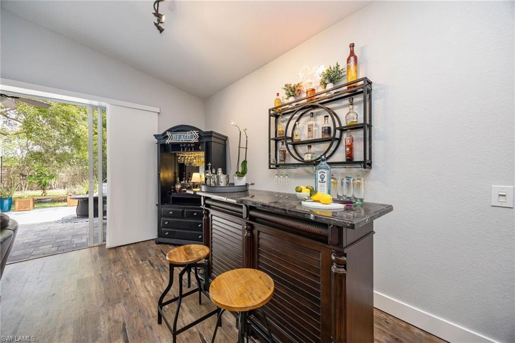 219 Glen Eagle CIR-22