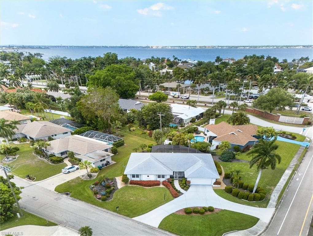 5148 Fairfield DR-3