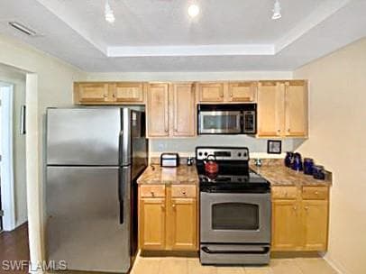 3334 N Key DR 8-2