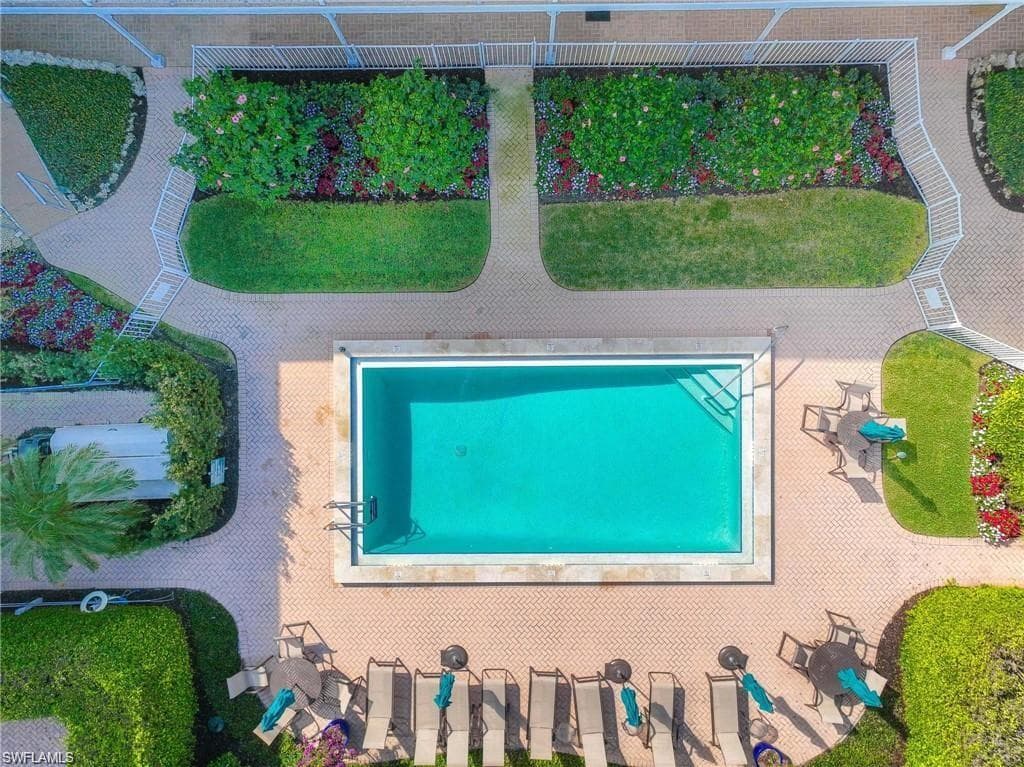 1222 Gordon DR 15-23
